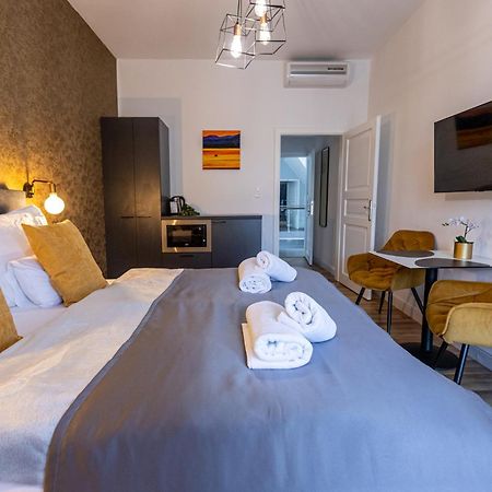 Hotel Clariss บาลาโตนัลมาดี ภายนอก รูปภาพ
